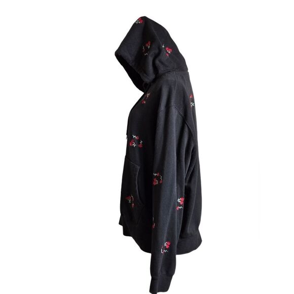 Reflex Black Embroidered Red Roses Whimsigoth Hoodie Swearshirt - Picture 3 of 7